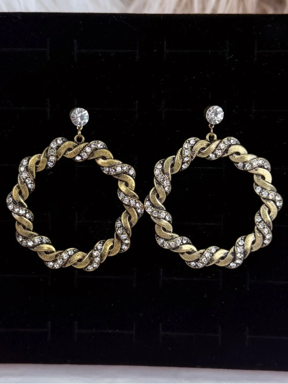 Gorgeous weighted , goldtone, bling pierced costume vintage earrings